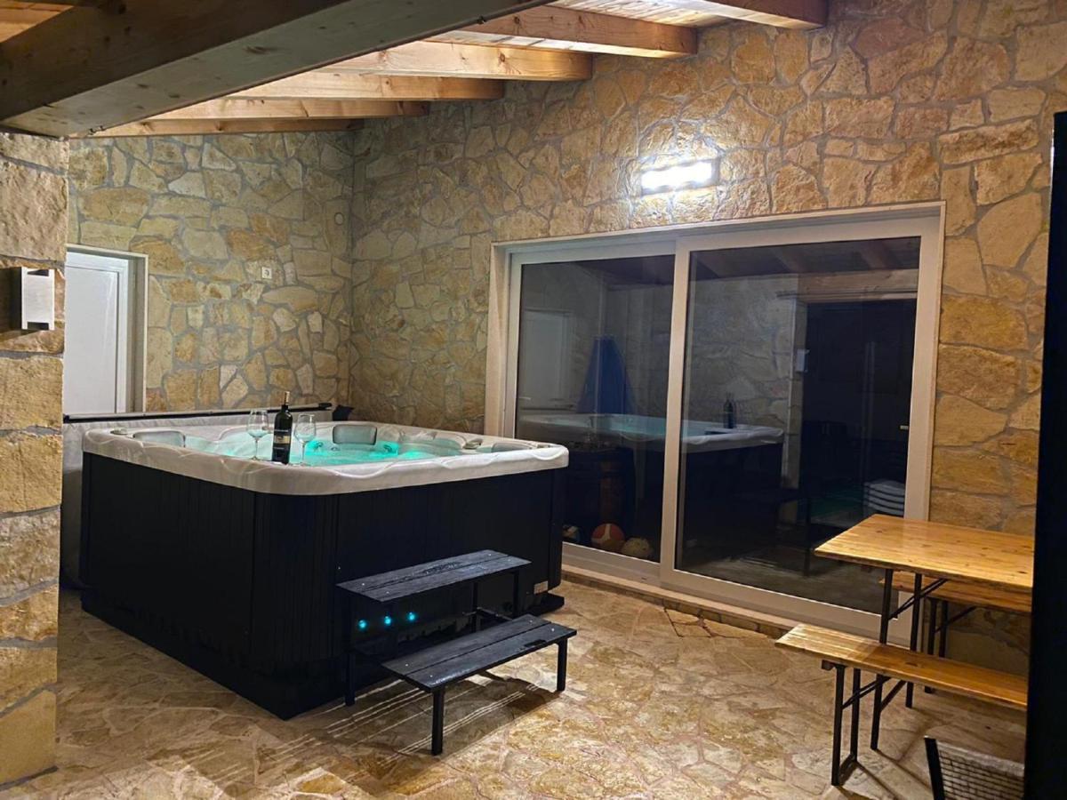 Villa Mateo With Private Pool Gruda Ngoại thất bức ảnh